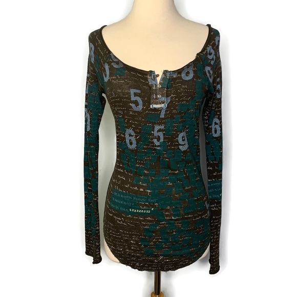 Free People Scripted Print Wide Open Neck Henley Top - Picture 1 of 6